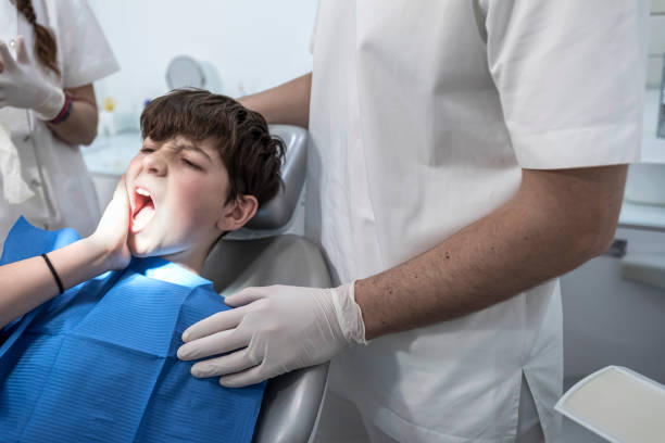 Best Emergency Tooth Extraction in Galatia, IL